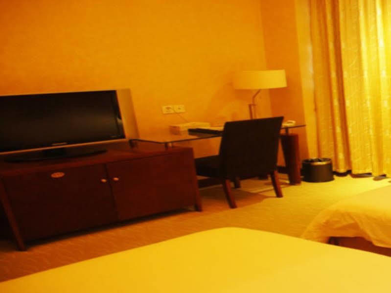 Changshu Kaiyue International Hotel المظهر الخارجي الصورة